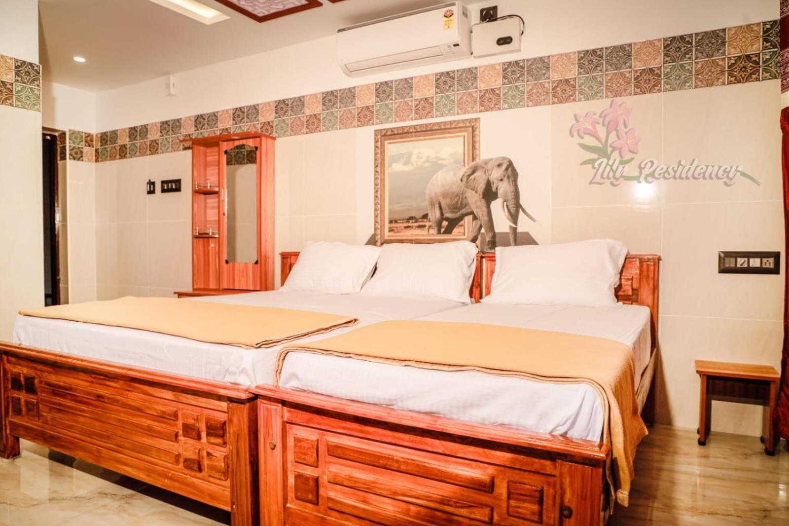 Lily Homestay Velankanni Buitenkant foto